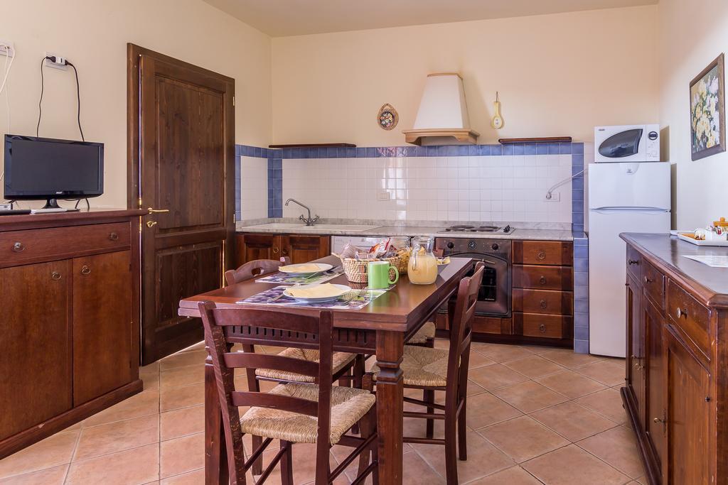 Agriturismo Borgo Campetroso Suvereto Exterior photo